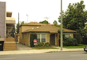 7220 Fountain Ave Apartments