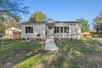 740 Collins Ave in Aiken, SC - Building Photo - Building Photo