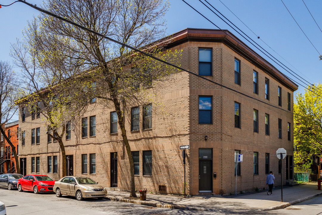 2607 De Coleraine St in Montréal, QC - Building Photo