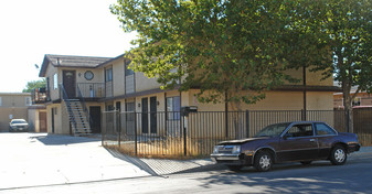 38478 Larkin Ave Apartments