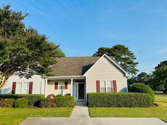 5031 Wyncie Wynd in Southport, NC - Building Photo