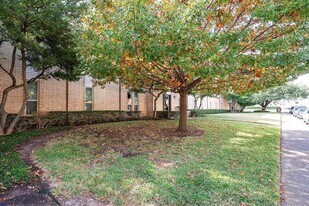 5812 Milton St in Dallas, TX - Building Photo