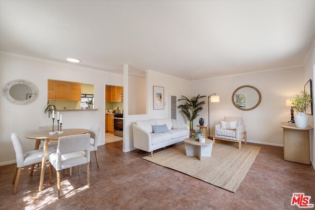 3004 Thatcher Ave in Los Angeles, CA - Building Photo - Building Photo