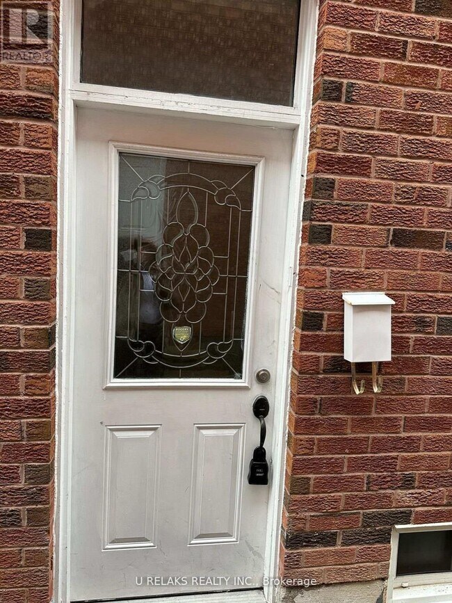 640 Farwell Crescent in Mississauga, ON - Building Photo - Building Photo