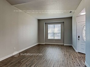 9308 Palmerson Dr in Antelope, CA - Building Photo - Building Photo