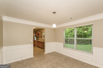 6318 Shell Dr SW in Atlanta, GA - Building Photo - Building Photo