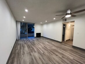 3715 S Canfield Ave in Los Angeles, CA - Building Photo - Building Photo