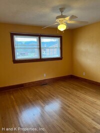 3046 Turnpike Rd photo'