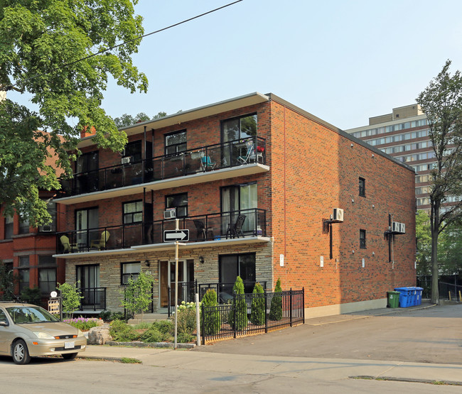 Robinson Street Apartments in Hamilton, ON - Building Photo - Building Photo