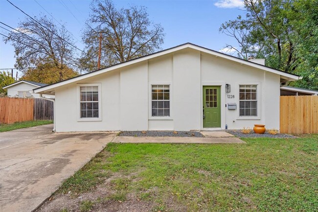 1228 Broadmoor Dr in Austin, TX - Building Photo - Building Photo