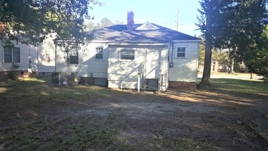 925 Biggs St in Laurinburg, NC - Building Photo - Building Photo