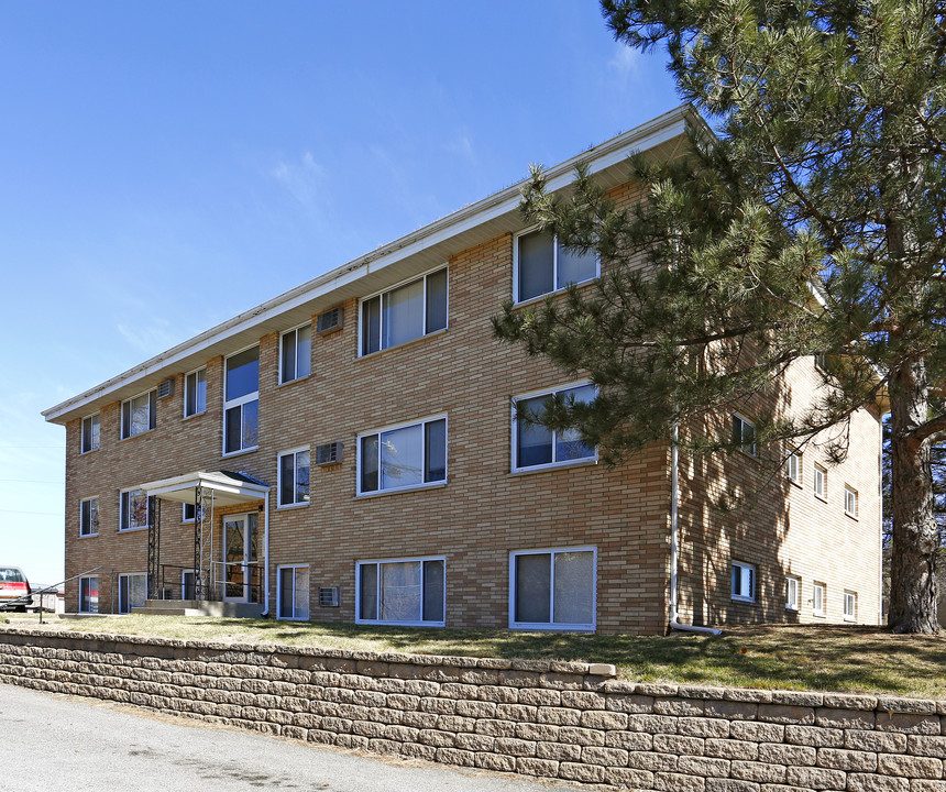 Raymond Place Apartments in St. Paul, MN - Building Photo