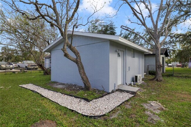 2441 Church St-Unit -1 in Sanford, FL - Building Photo - Building Photo