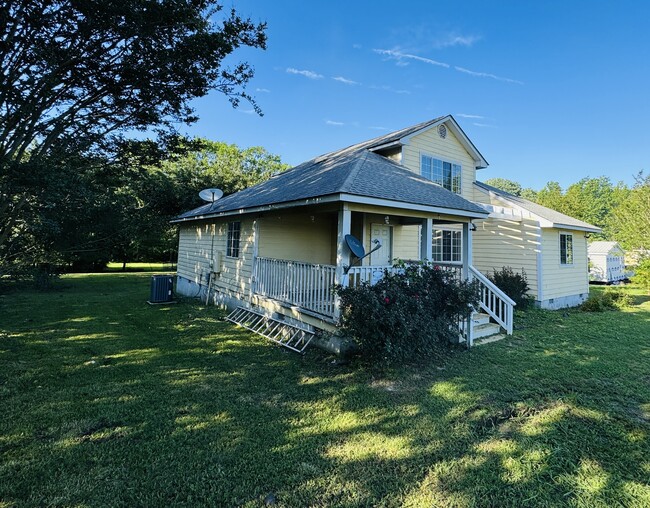145 Edmonds Rd in Albertville, AL - Building Photo - Building Photo