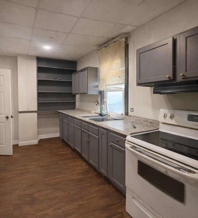 property at 311 Jefferson St