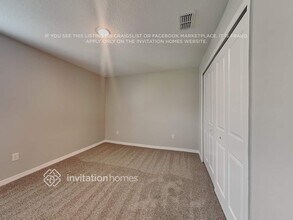 2230 Jungle Dr in Ruskin, FL - Foto de edificio - Building Photo