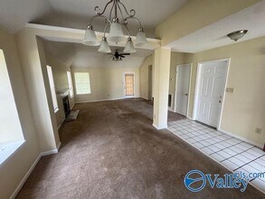 2604 Autumn Ridge Dr SW in Huntsville, AL - Building Photo - Building Photo