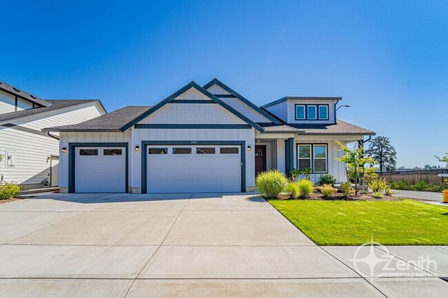 property at 2001 SE 13th St