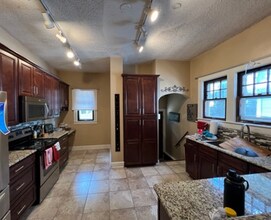 5538 N College Ave in Indianapolis, IN - Building Photo - Building Photo