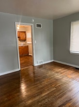 1110 W 37th St in Indianapolis, IN - Building Photo - Building Photo