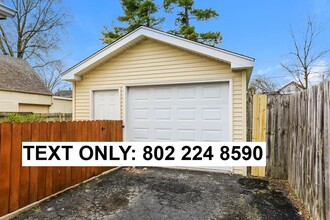 235 S Hickory Ave in Bartlett, IL - Building Photo - Building Photo