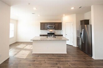 706 Meadow Creek Ln in Royse City, TX - Building Photo - Building Photo