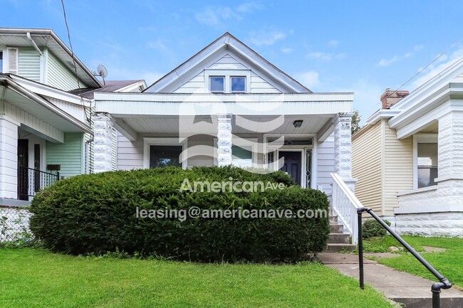 property at 728 S 35th St