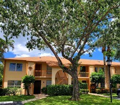 5890 Sugar Palm Ct in Delray Beach, FL - Building Photo