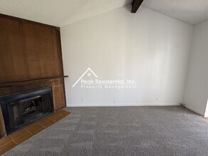 5450 E Knoll Dr in Fair Oaks, CA - Building Photo - Building Photo
