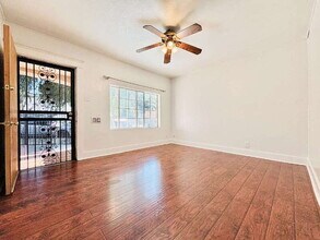 2511 Ganahl St in Los Angeles, CA - Building Photo - Building Photo