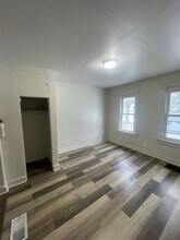 235 N 37th St in Milwaukee, WI - Building Photo - Building Photo