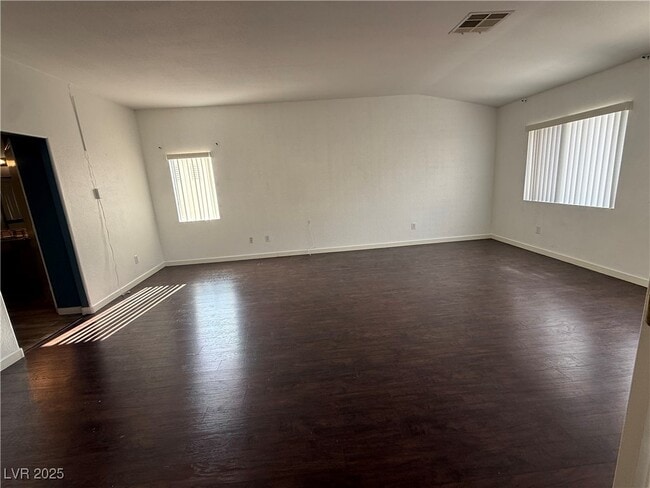 6574 American Beauty Ave in Las Vegas, NV - Building Photo - Building Photo