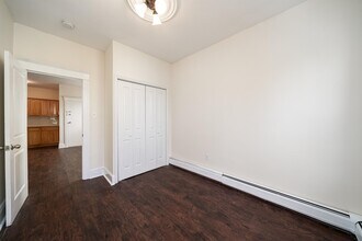 224 Linden Ave in Jersey City, NJ - Building Photo - Building Photo