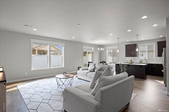 4729 W Owl St in Moses Lake, WA - Building Photo - Building Photo