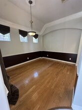1648 Lakeside Enclave Dr in Houston, TX - Building Photo - Building Photo