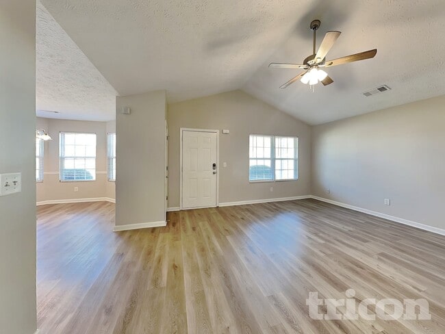 1404 Deer Creek Ct in Monroe, GA - Building Photo - Building Photo