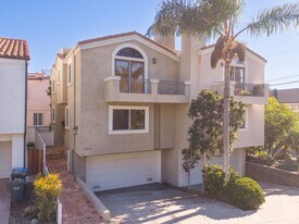 608 3rd St in Hermosa Beach, CA - Building Photo