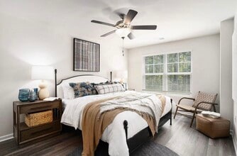 319-323 Honeystone St in Conway, SC - Foto de edificio - Building Photo