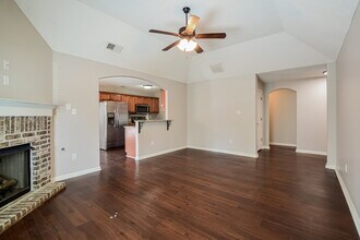 9435 Darren Cir S in Cordova, TN - Building Photo - Building Photo