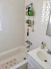 514 N Van Ness Ave, Unit 3 in Los Angeles, CA - Building Photo - Building Photo