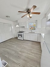 36855 N Elizabeth Ct in Lake Villa, IL - Building Photo - Building Photo