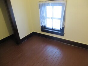 1223 Wall St in Fort Wayne, IN - Building Photo - Building Photo