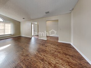 5727 Cayo Costa Park Ct in Jacksonville, FL - Foto de edificio - Building Photo