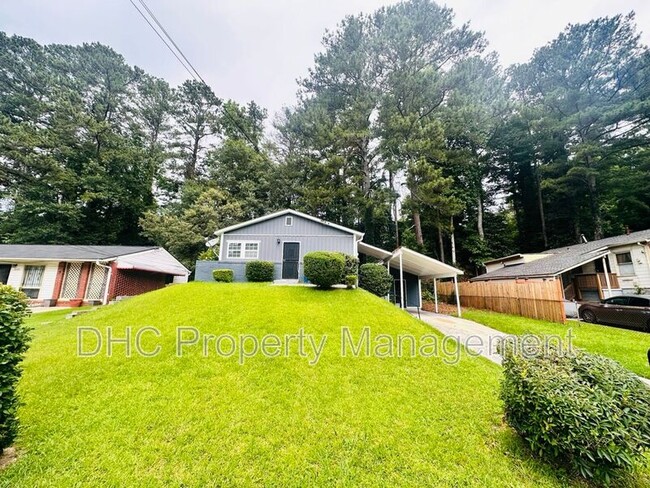 2637 Santa Monica Dr NW in Atlanta, GA - Building Photo - Building Photo