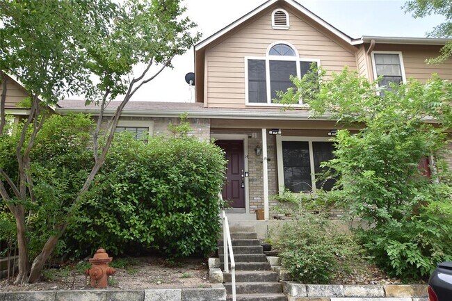 11404 Walnut Ridge Dr in Austin, TX - Foto de edificio - Building Photo