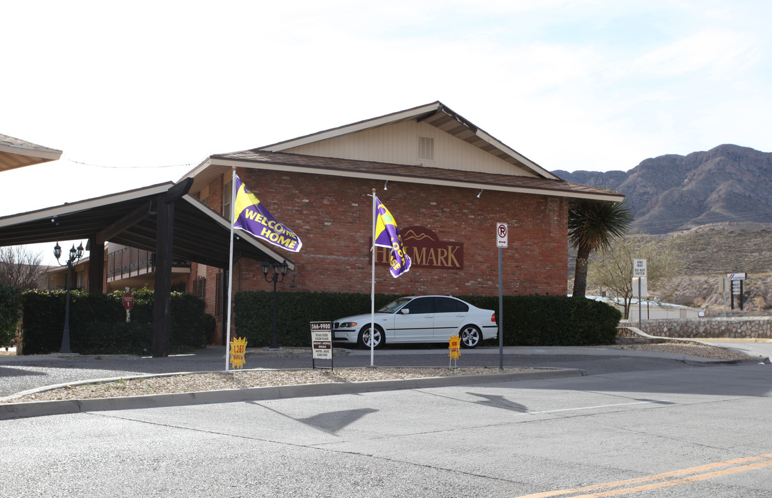 Hillmark Apartments in El Paso, TX - Building Photo