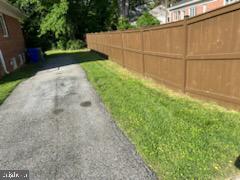11503 Mapleview Dr in Silver Spring, MD - Building Photo - Building Photo