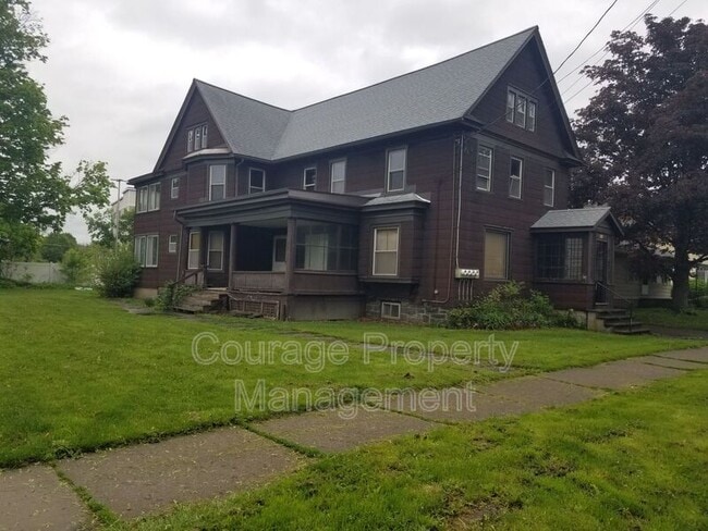 property at 661 Park Pl