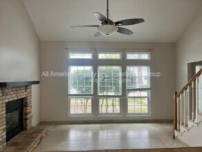 366 Canterbury Cir NW in Fort Walton Beach, FL - Building Photo - Building Photo