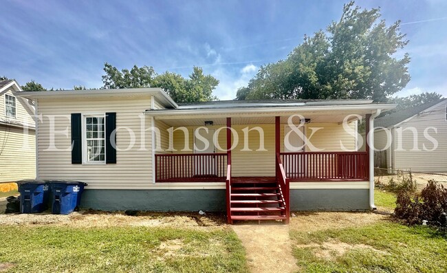 property at 2219 Nissen Ave